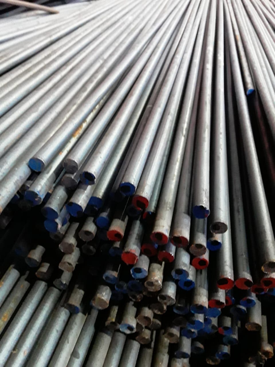 SMOOTH ROUND STEEL